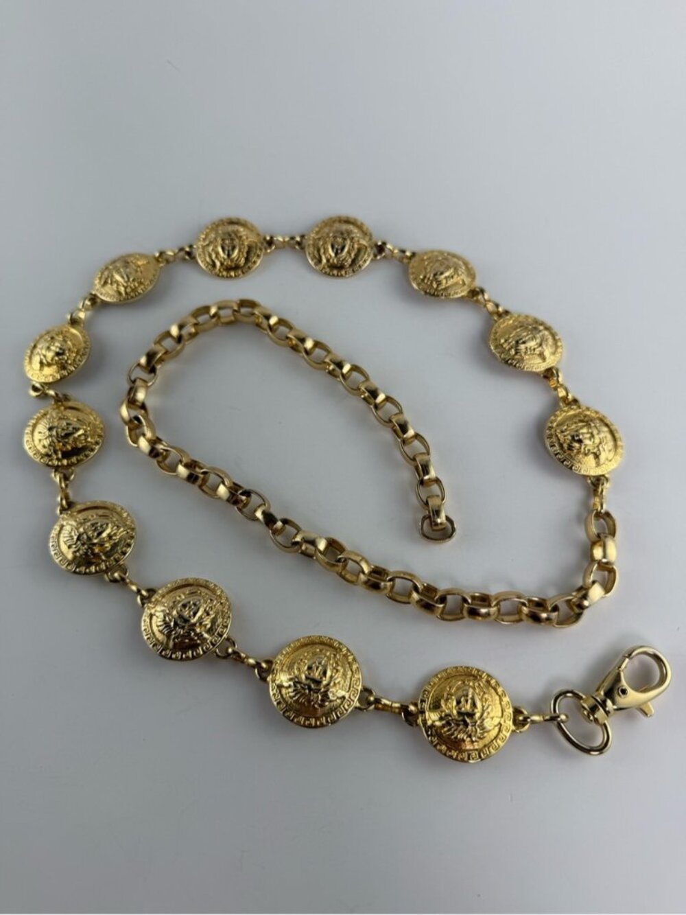 SOLD Medusa Head Coin Gold Tone Chain Belt Size Small - Picture 6 of 7